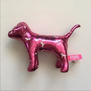 vs pink dog
